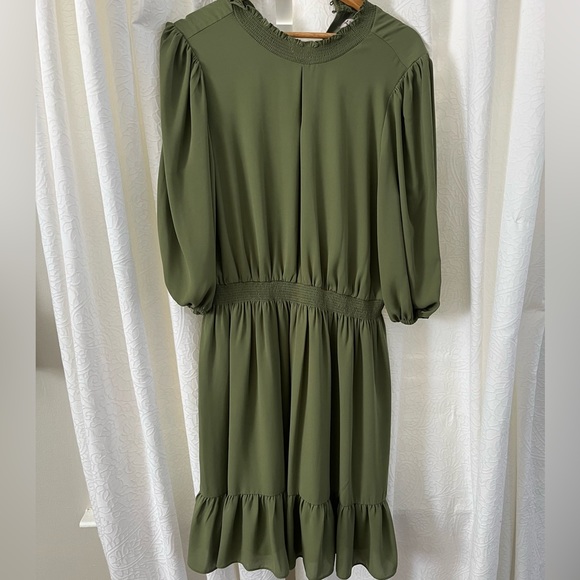 Olive green dress - Picture 2 of 3